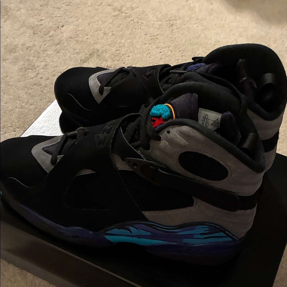 Jordan 8 Retro - Picture 4 of 6